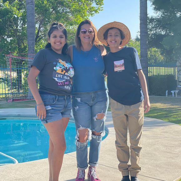 Meet your Posher, Janel - Picture 1 of 1